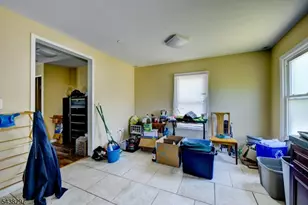138 Hamburg Turnpike, Bloomingdale, NJ 07403 - Photo 10