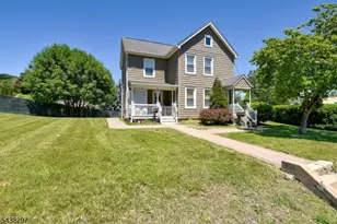138 Hamburg Turnpike, Bloomingdale, NJ 07403 - Photo 2