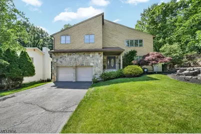 72 Agawam Dr, Wayne, NJ 07470 - Photo 40