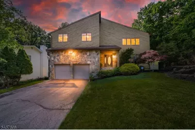 72 Agawam Dr, Wayne, NJ 07470 - Photo 1