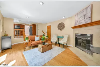 72 Agawam Dr, Wayne, NJ 07470 - Photo 12
