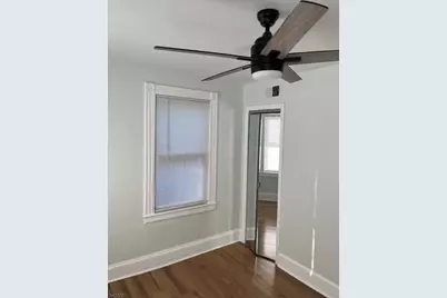426 Willow Ave, Roselle Park, NJ 07204 - Photo 4