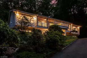 244 Highland Ave, Montclair, NJ 07043 - Photo 48