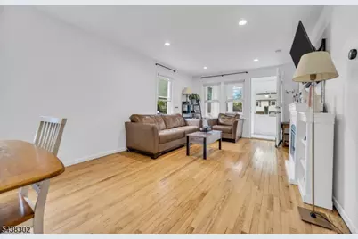 182 Baltimore Ave, Cranford Township, NJ 07016 - Photo 8