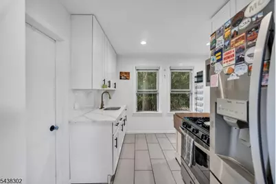 182 Baltimore Ave, Cranford Township, NJ 07016 - Photo 4