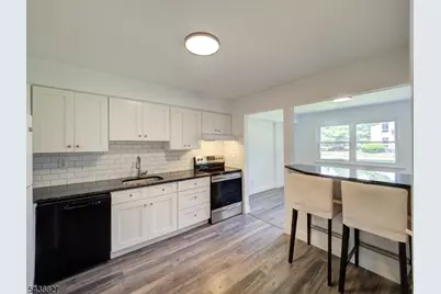 798 Eves Dr #3F, Hillsborough Township, NJ 08844 - Photo 10