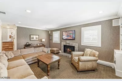 12 Wildwood Dr, North Caldwell, NJ 07006 - Photo 14