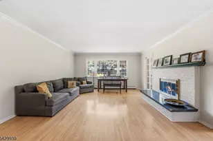 12 Wildwood Dr, North Caldwell, NJ 07006 - Photo 10