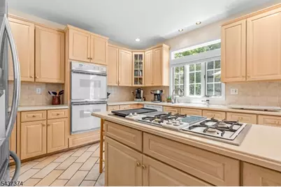 38 Canterbury Rd, Denville Twp., NJ 07834 - Photo 16
