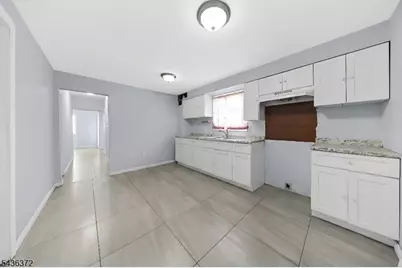 313 Livingston St, Elizabeth, NJ 07206 - Photo 4