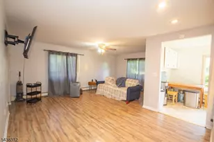 209 Fairview Ave, Hampton Township, NJ 07860 - Photo 8
