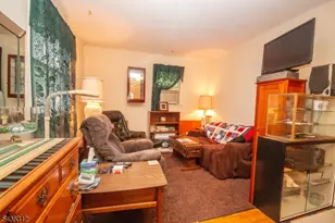 209 Fairview Ave, Hampton Township, NJ 07860 - Photo 18