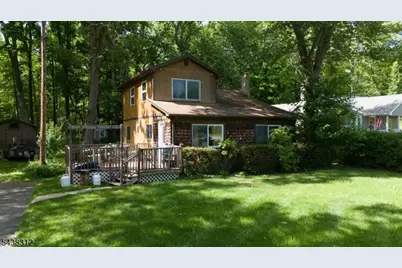 209 Fairview Ave, Hampton Township, NJ 07860 - Photo 24