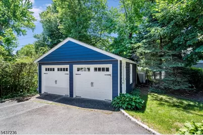 2 Harvard St, Montclair, NJ 07042 - Photo 12