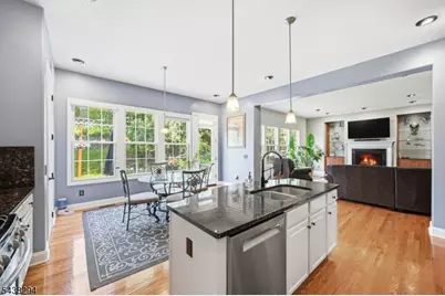 14 Bluffs Ct, Hamburg, NJ 07419 - Photo 12