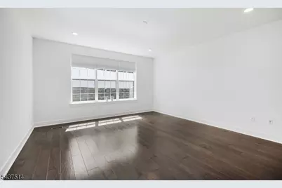 17 Kelsch Dr, Morris Plains, NJ 07950 - Photo 14