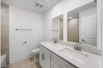 17 Kelsch Dr, Morris Plains, NJ 07950 - Photo 32