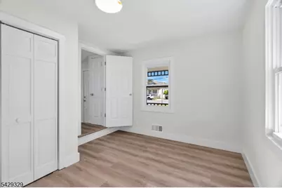 414 S Pine Ave, Sayreville, NJ 08879 - Photo 28