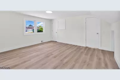 414 S Pine Ave, Sayreville, NJ 08879 - Photo 26