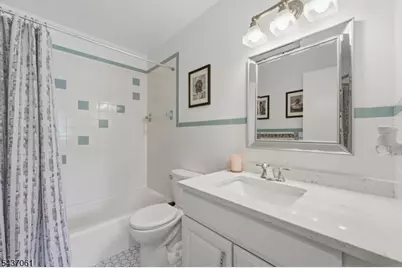 16 Windsor Dr, Jefferson Township, NJ 07438 - Photo 22