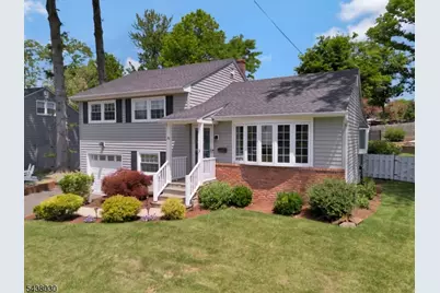 29 Bradford St, New Providence, NJ 07974 - Photo 2