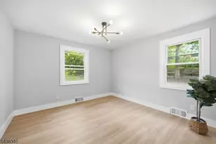 1 Lorelei Rd, West Orange Township, NJ 07052 - Photo 12
