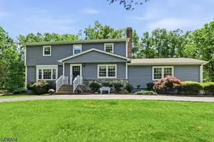 72 Kiva Pl, Branchburg Township, NJ 08876 - Photo 1