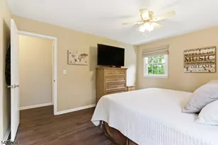 72 Kiva Pl, Branchburg Township, NJ 08876 - Photo 22
