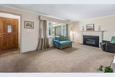 10 Overhill Dr, Madison, NJ 07940 - Photo 2