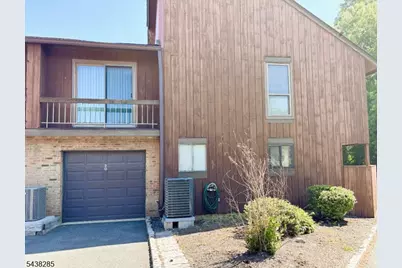 498 Auten Rd 2D, Hillsborough Township, NJ 08844 - Photo 2