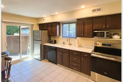 498 Auten Rd 2D, Hillsborough Township, NJ 08844 - Photo 10