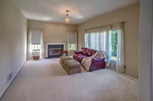 22 Red School House Rd, Clinton Township, NJ 08833 - Photo 10