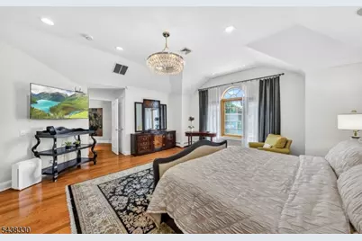 276 Northview Ter, Springfield, NJ 07081 - Photo 20