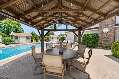 276 Northview Ter, Springfield, NJ 07081 - Photo 32