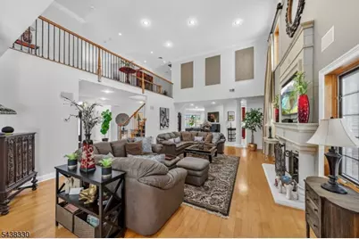 276 Northview Ter, Springfield, NJ 07081 - Photo 6