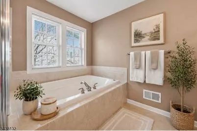 44 Peach Tree Ln, North Haledon, NJ 07508 - Photo 12