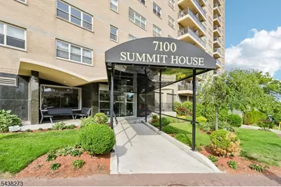 7100 Blvd E, Guttenberg Town, NJ 07093 - Photo 1
