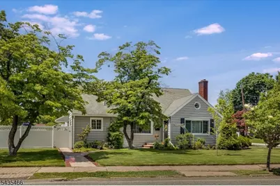 98 Totowa Rd, Totowa, NJ 07512 - Photo 2