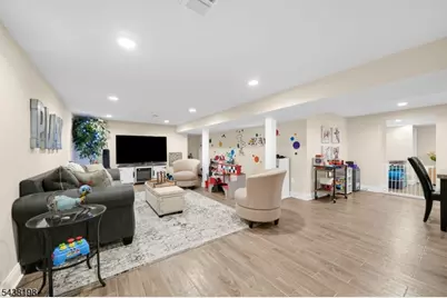 16 Schneider Ln, Montville Township, NJ 07045 - Photo 36