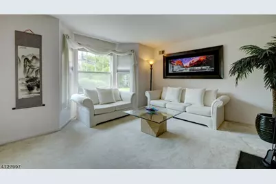 152 Bonney Ct, Bridgewater, NJ 08807 - Photo 8