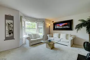 152 Bonney Ct, Bridgewater, NJ 08807 - Photo 8