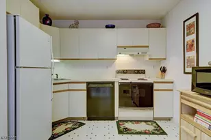 152 Bonney Ct, Bridgewater, NJ 08807 - Photo 12