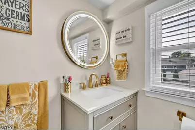 91 Crestview Rd, Woodbridge Township, NJ 08863 - Photo 28