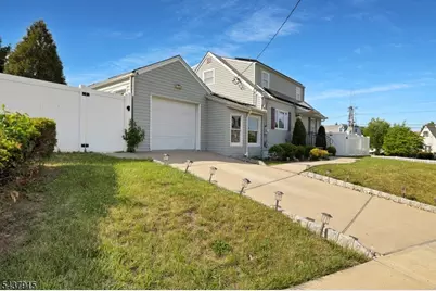91 Crestview Rd, Woodbridge Township, NJ 08863 - Photo 2