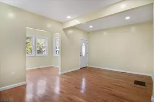 118 Lehigh Ave Apt, Newark, NJ 07112 - Photo 10
