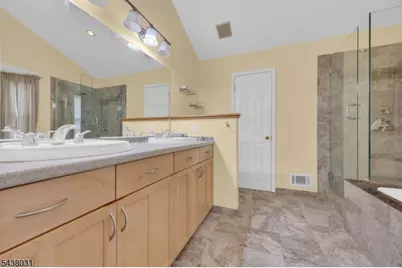 2002 S Branch Dr, Readington, NJ 08889 - Photo 28