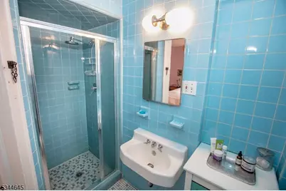 110 Montclair Ave, Montclair, NJ 07042 - Photo 32