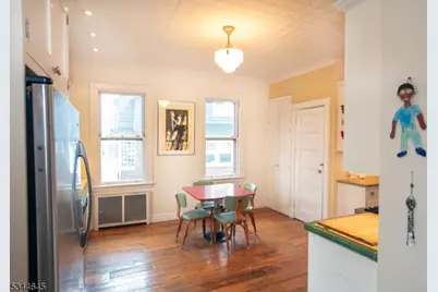 110 Montclair Ave, Montclair, NJ 07042 - Photo 18