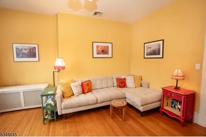 110 Montclair Ave, Montclair, NJ 07042 - Photo 34