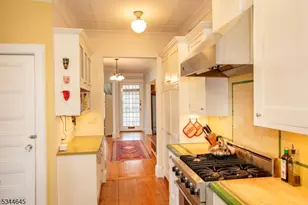 110 Montclair Ave, Montclair, NJ 07042 - Photo 16